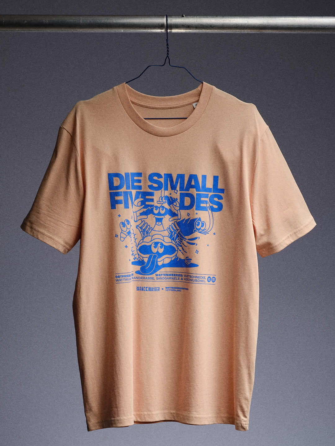 T-Shirt Small Five